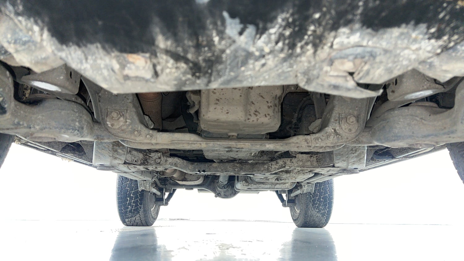 Used 2023 Mahindra Thar LX Hard Top Petrol AT RWD Petrol Automatic extra FRONT LEFT UNDERBODY VIEW