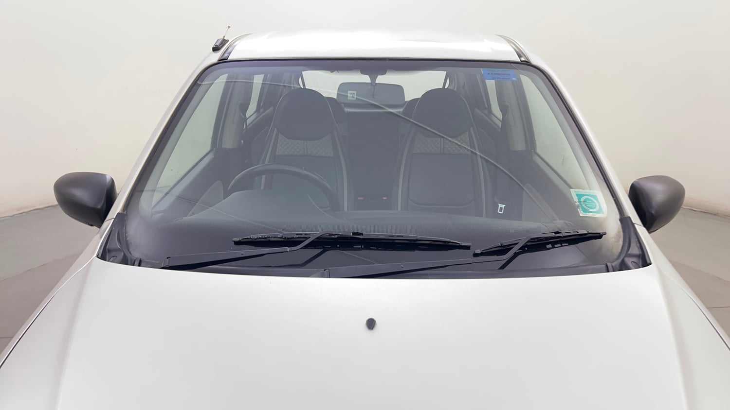 Used 2023 Maruti Suzuki Alto 800 VXi Petrol Manual exterior FRONT WINDSHIELD VIEW
