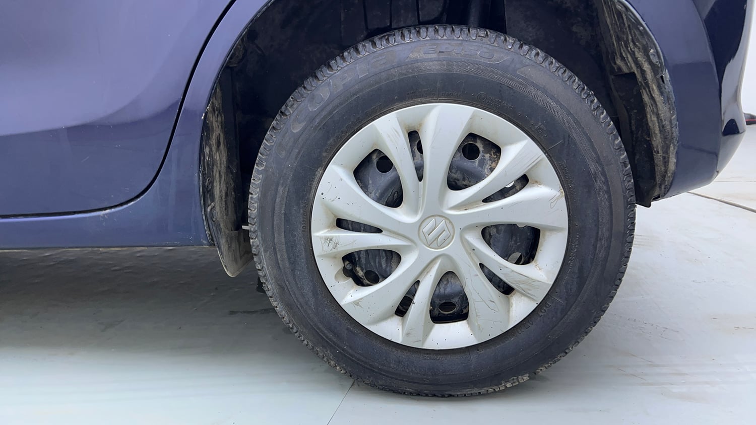Used 2019 Maruti Suzuki Swift VXi Petrol Manual tyres LEFT REAR TYRE RIM VIEW