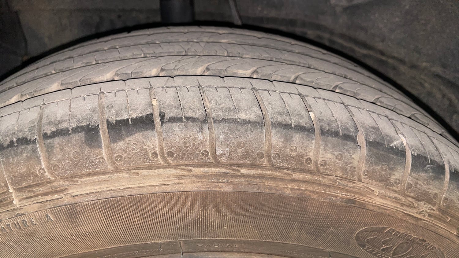 Used 2023 Tata Nexon XMA (S) Petrol Automatic tyres RIGHT REAR TYRE TREAD VIEW