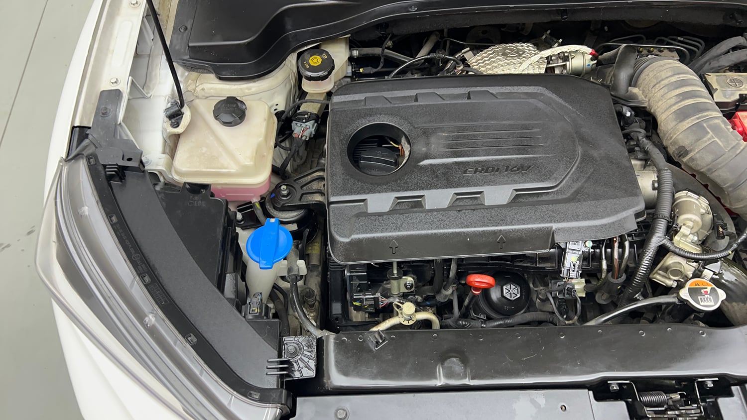 Used 2022 Kia Sonet HTX 1.5 Diesel Manual engine ENGINE RIGHT SIDE VIEW
