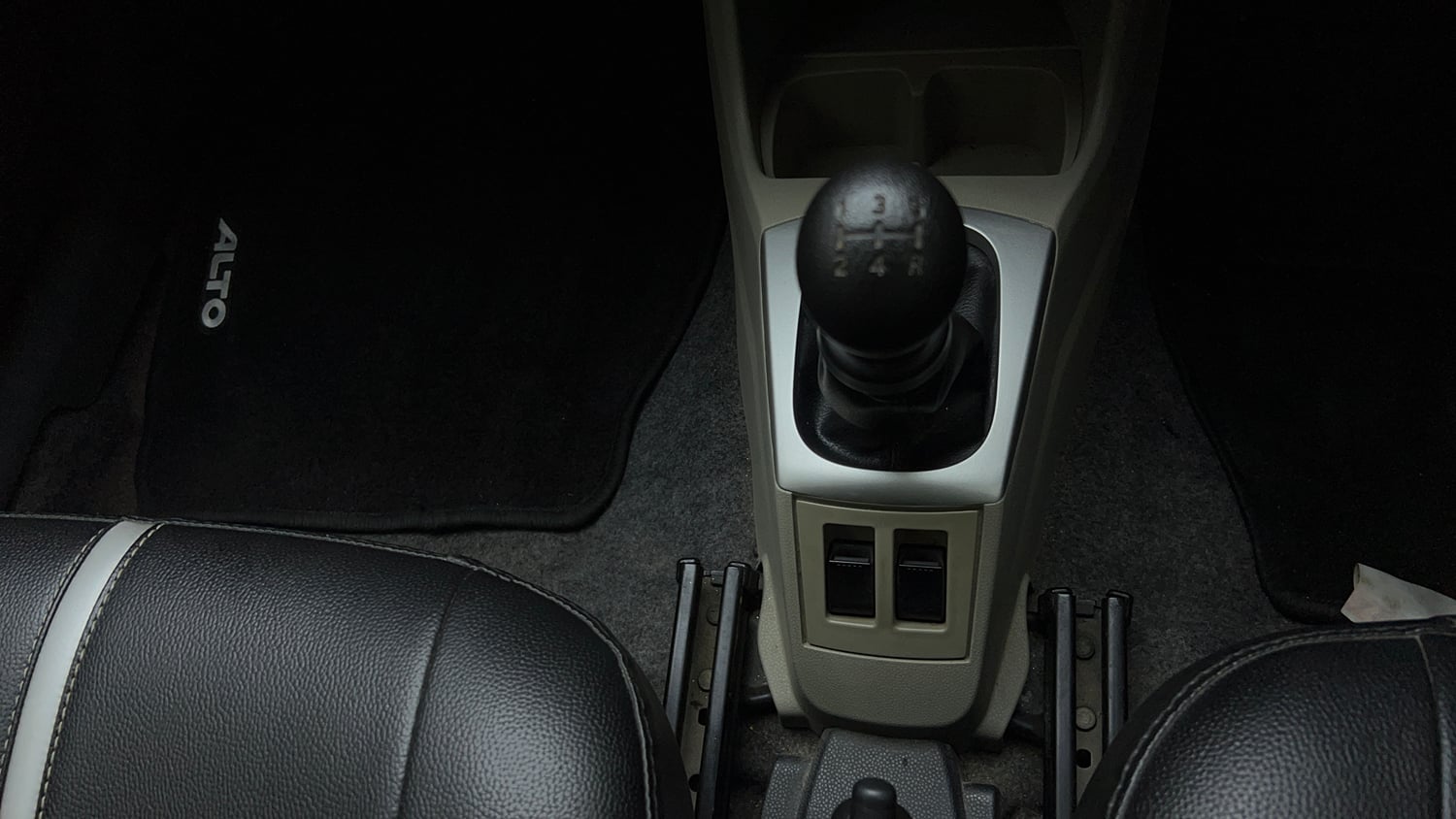 Used 2016 Maruti Suzuki Alto K10 VXi (O) Petrol Manual interior GEAR  KNOB VIEW