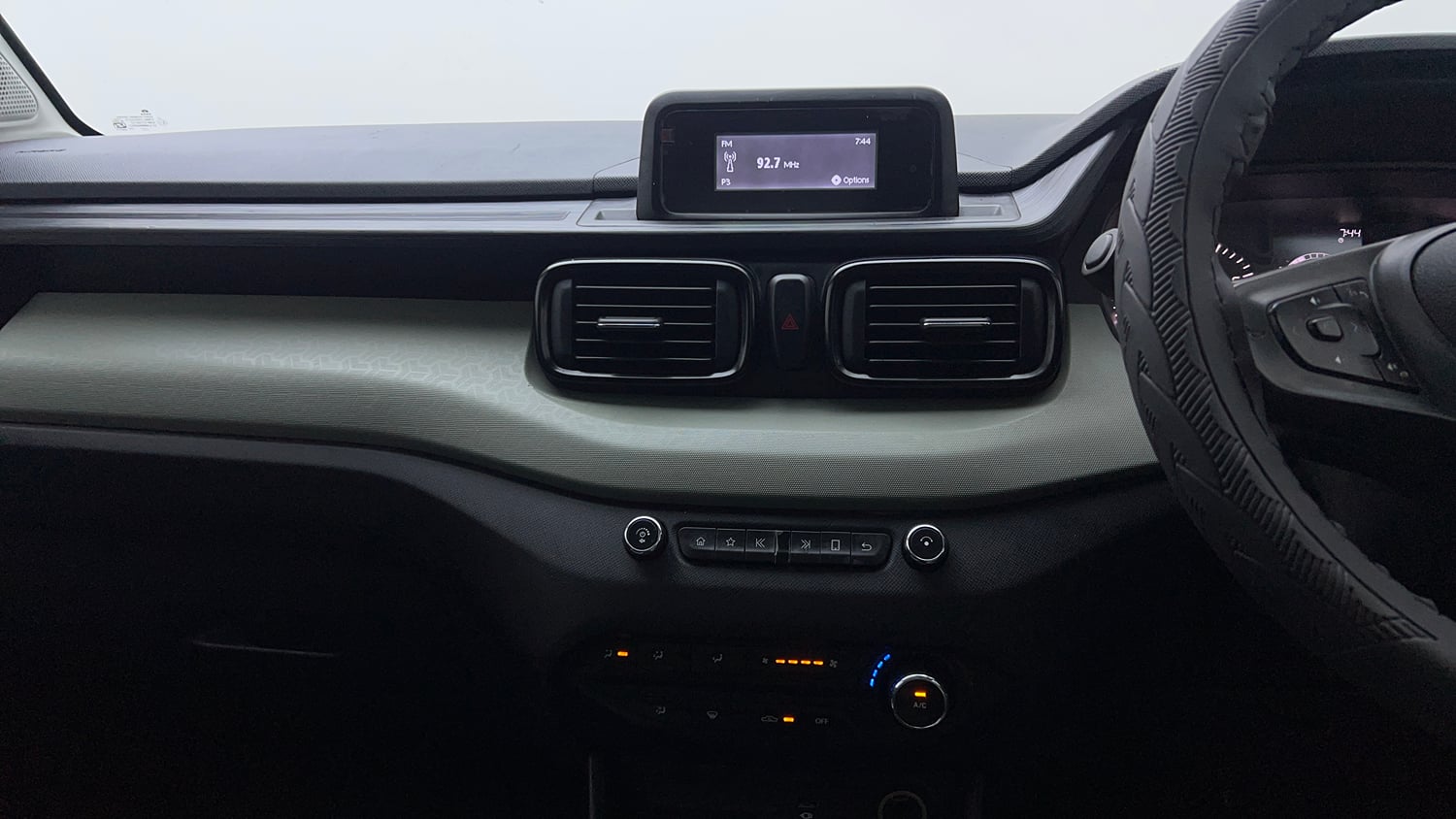 Used 2023 Tata Punch Adventure MT Petrol Manual top_features Integrated (in-dash) music system