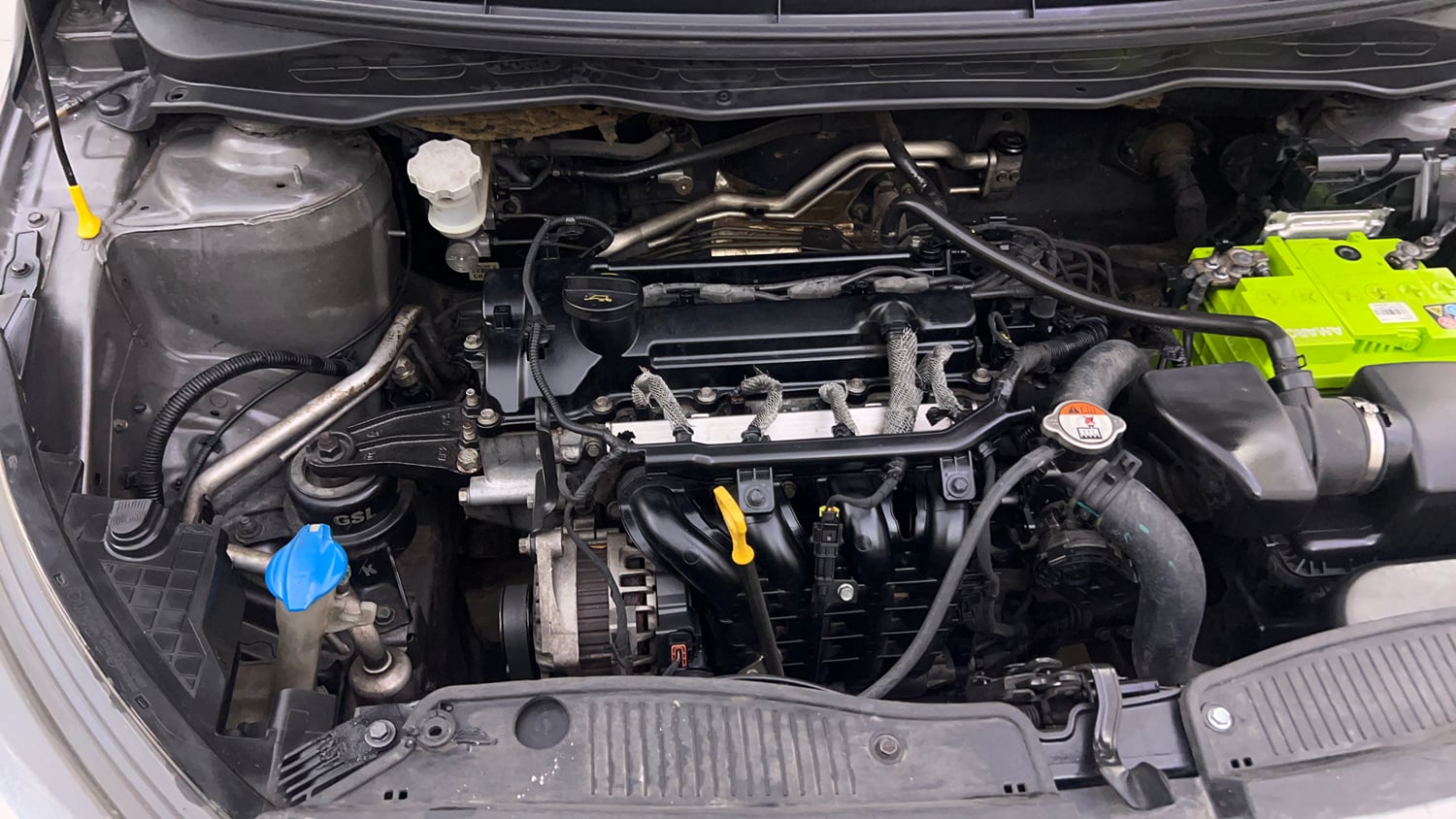 Used 2014 Hyundai i20 Sportz 1.2 Petrol Manual engine ENGINE RIGHT SIDE VIEW