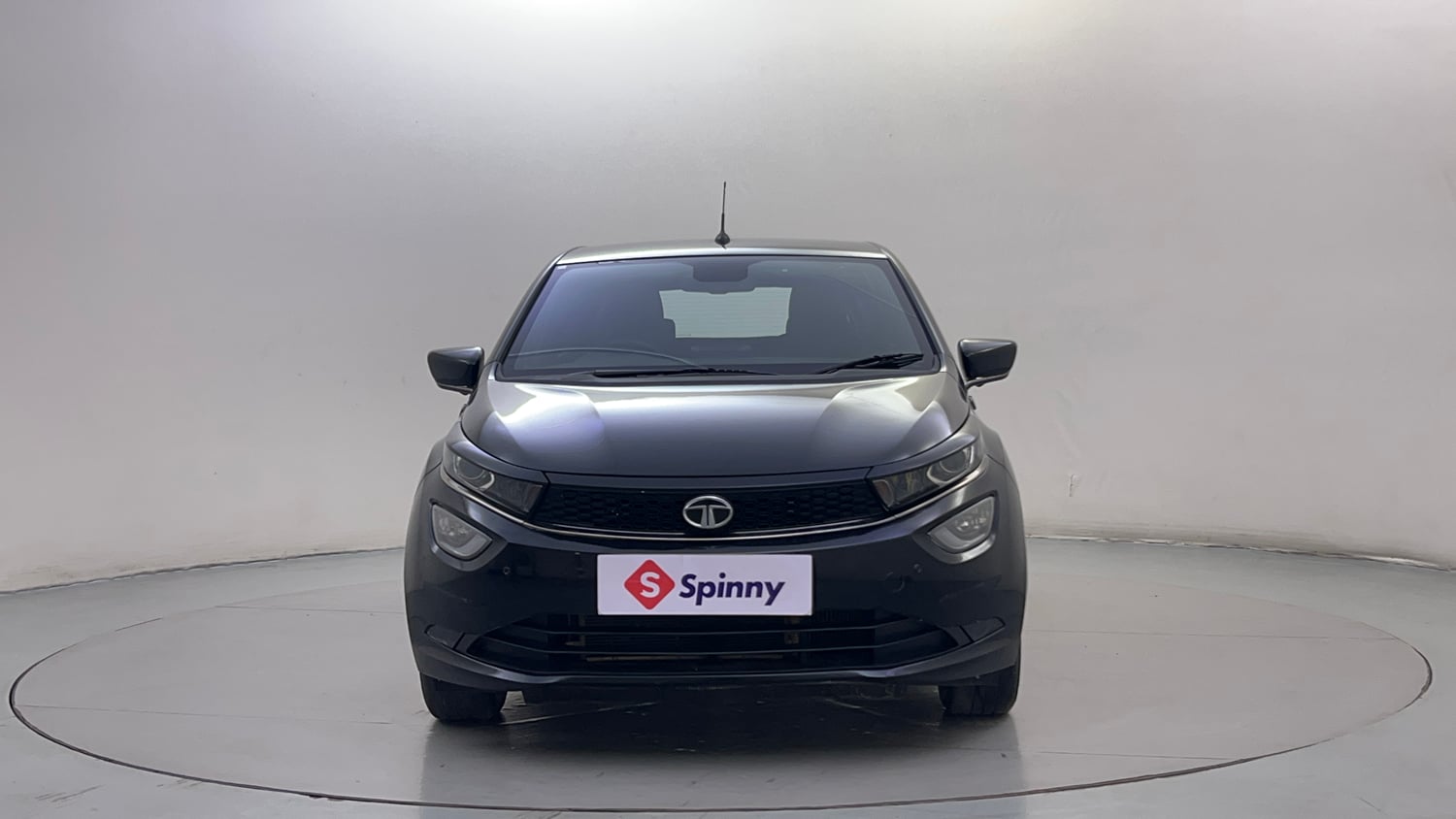 Used 2022 Tata Altroz XZ Plus i-Turbo Petrol Dark Edition Petrol Manual exterior FRONT VIEW