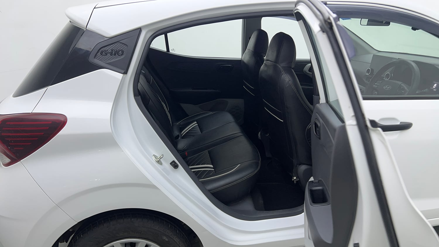 Used 2026 Hyundai Grand i10 Nios Sportz 1.2 Hy-CNG Duo Cng Manual interior RIGHT SIDE REAR DOOR CABIN VIEW