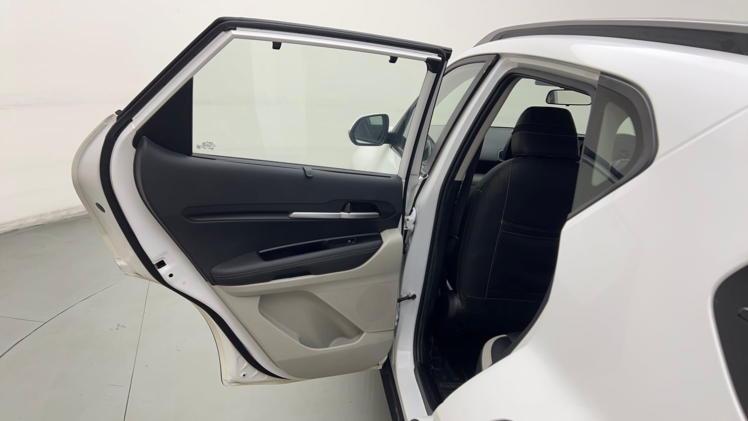 Used 2022 Kia Sonet HTX 1.5 Diesel Manual interior LEFT REAR DOOR OPEN VIEW