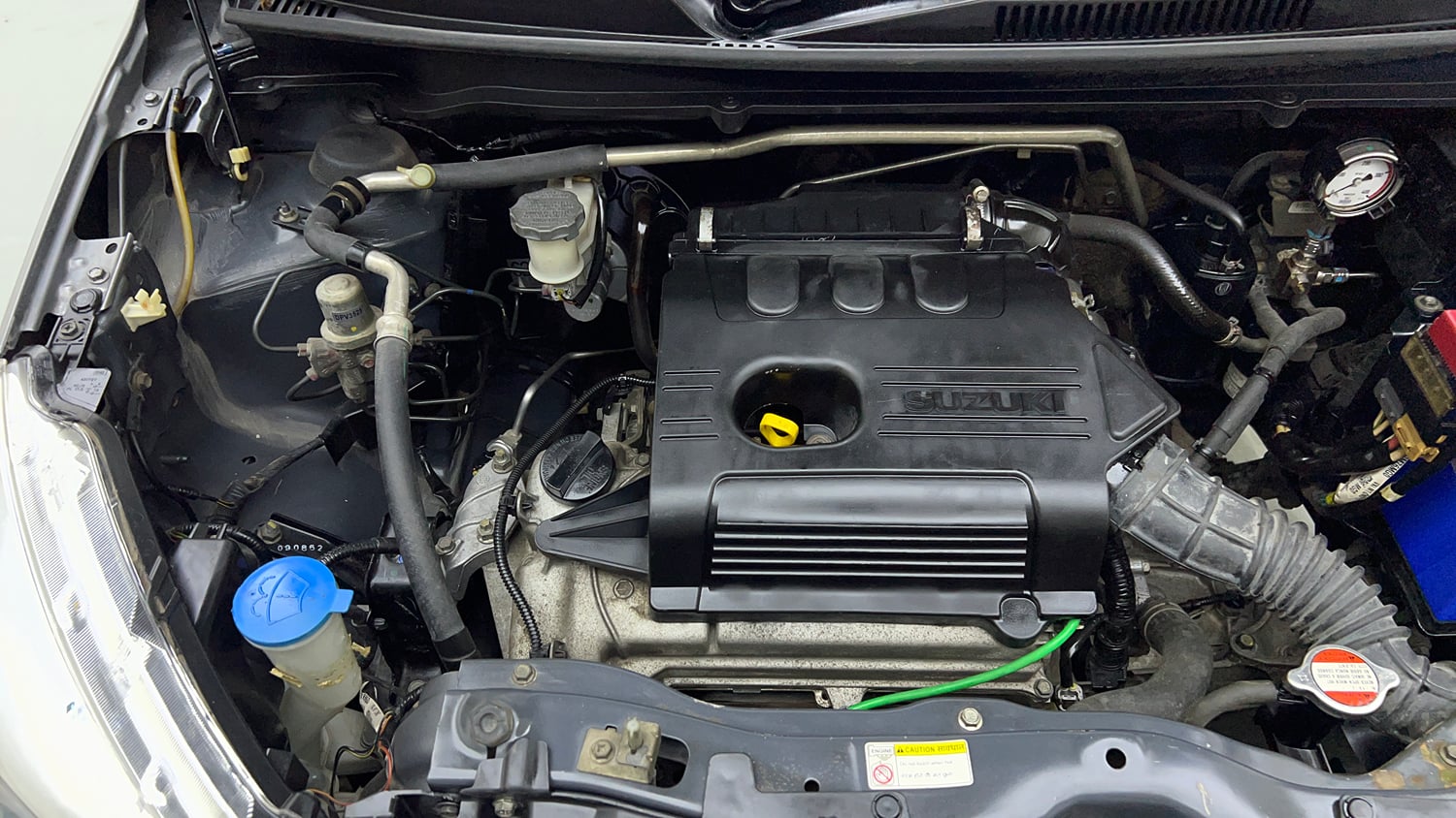 Used 2018 Maruti Suzuki Celerio VXi CNG Cng Manual engine ENGINE RIGHT SIDE VIEW