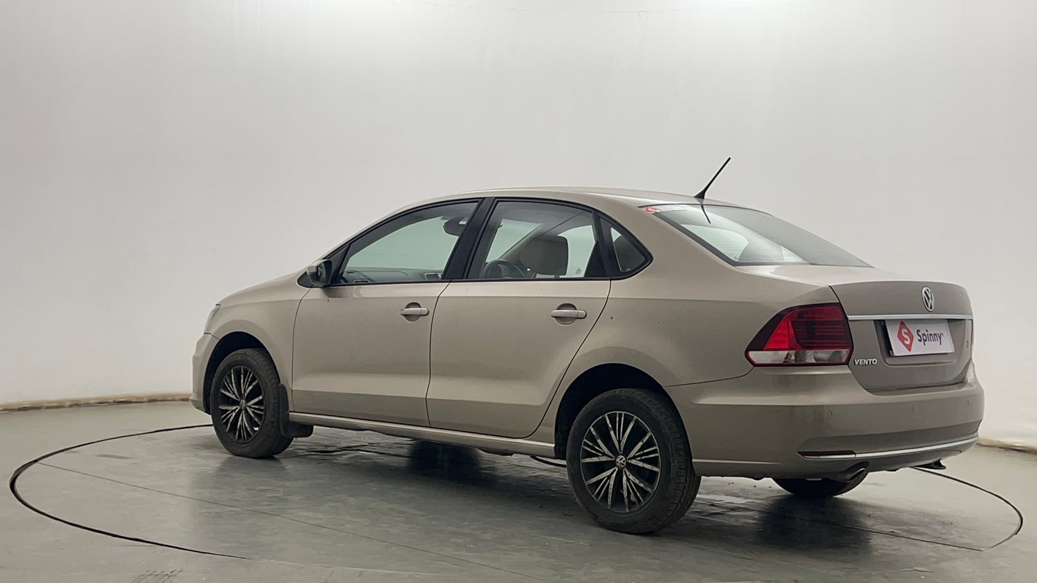 Used 2019 Volkswagen Vento Highline 1.6 (P) Petrol Manual exterior LEFT REAR CORNER VIEW