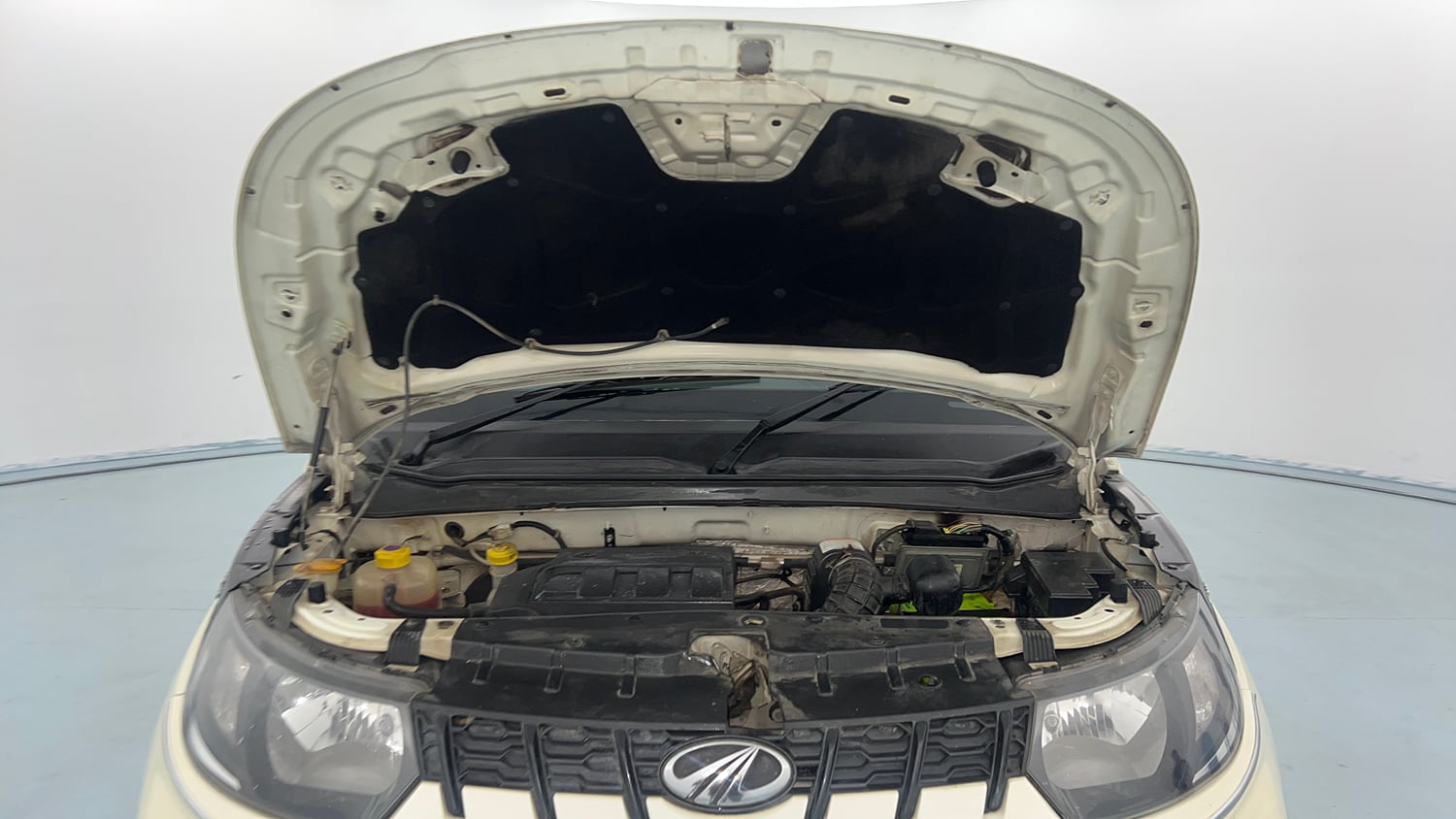 Used 2019 Mahindra KUV100 NXT K4 Plus 6 STR Petrol Manual engine ENGINE & BONNET OPEN FRONT VIEW