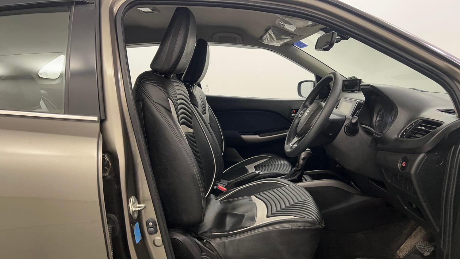 Used 2019 Maruti Suzuki Baleno Zeta Automatic Petrol Automatic interior RIGHT SIDE FRONT DOOR CABIN VIEW