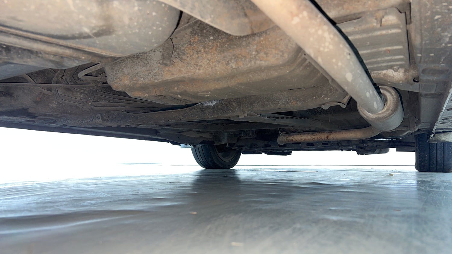 Used 2017 Honda City ZX CVT Petrol Petrol Automatic extra REAR RIGHT UNDERBODY VIEW