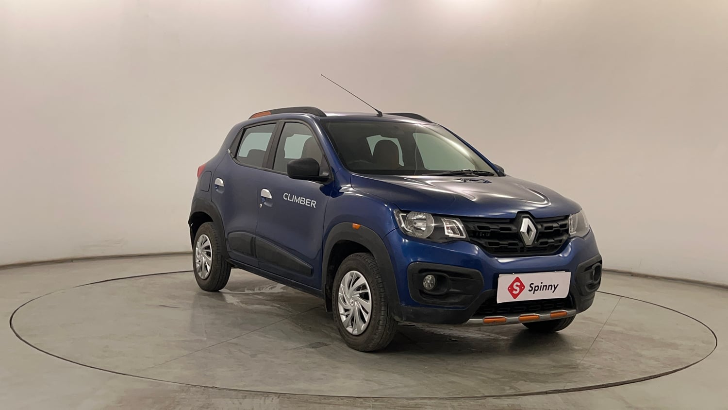 Used 2018 Renault Kwid CLIMBER 1.0 Petrol Manual exterior RIGHT FRONT CORNER VIEW