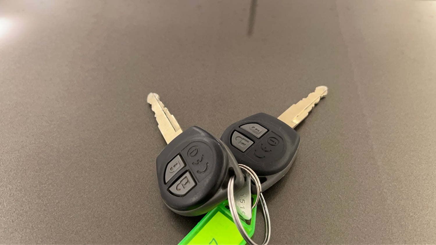 Used 2019 Maruti Suzuki Dzire VXi Petrol Manual extra CAR KEY VIEW