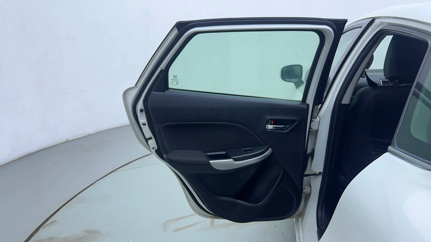 Used 2018 Maruti Suzuki Baleno Alpha 1.2 Petrol Manual interior LEFT REAR DOOR OPEN VIEW