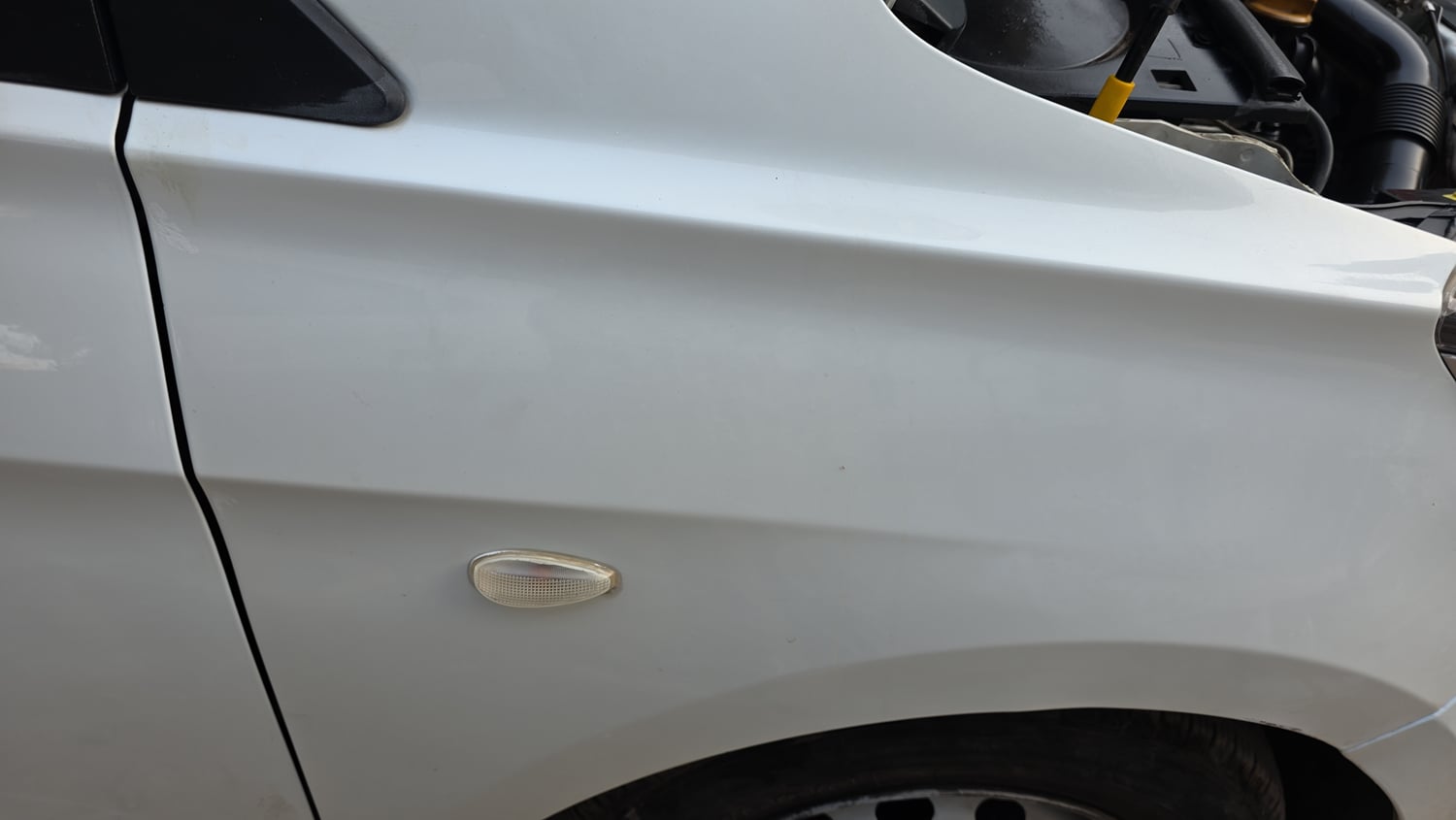 Used 2020 Tata Tiago XE Petrol Manual dents MINOR SCRATCH
