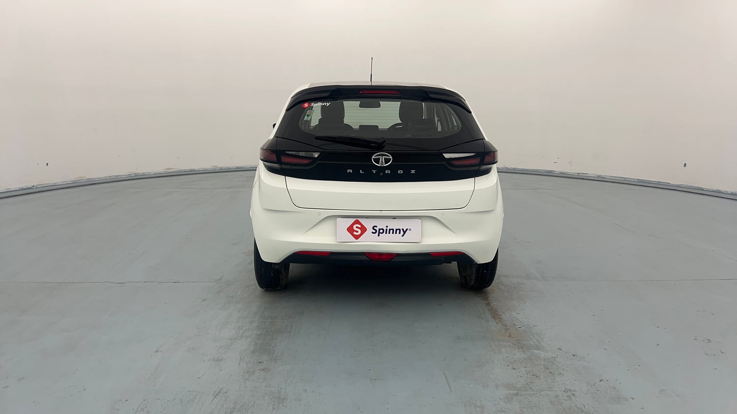 Used 2022 Tata Altroz XZ Plus Diesel Diesel Manual exterior BACK VIEW