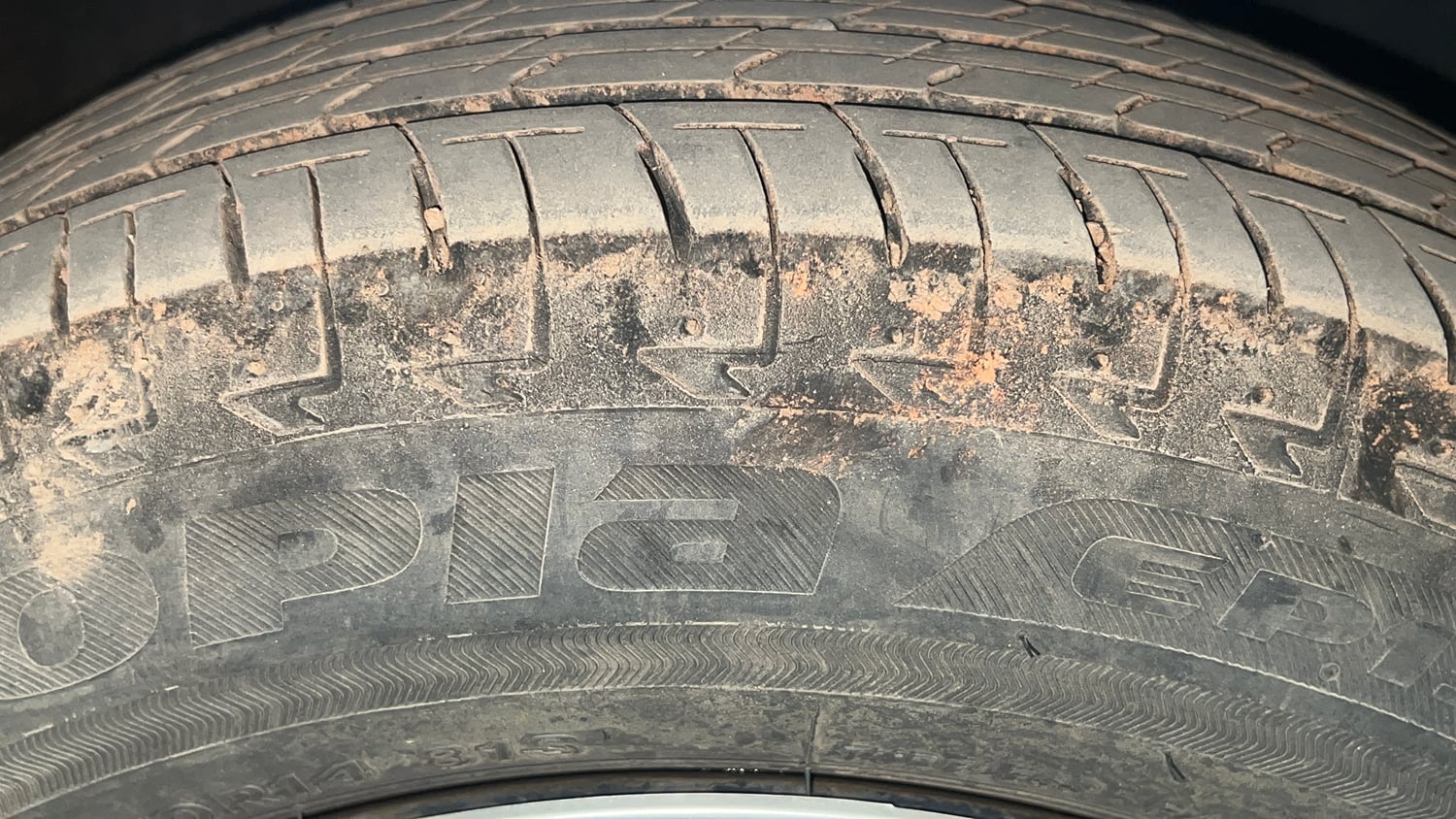 Used 2023 Maruti Suzuki Celerio VXi Petrol Manual tyres RIGHT FRONT TYRE TREAD VIEW