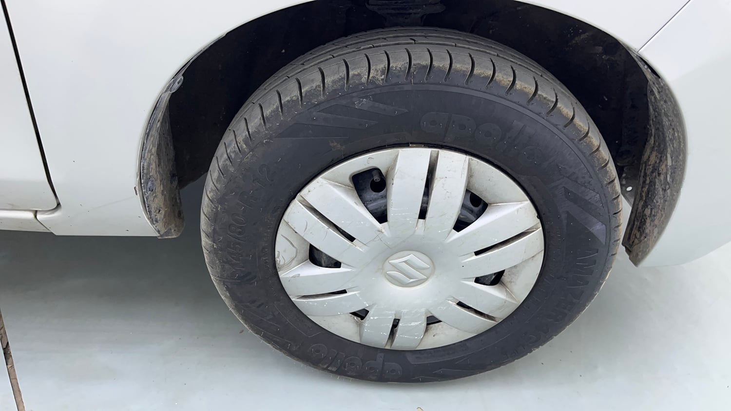 Used 2020 Maruti Suzuki Alto 800 LXi Petrol Manual tyres RIGHT FRONT TYRE RIM VIEW