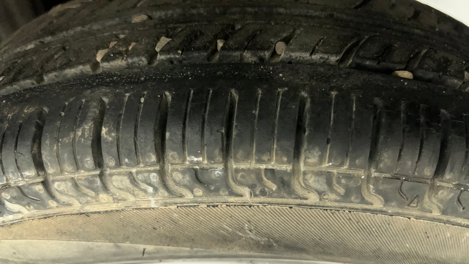 Used 2018 Maruti Suzuki Alto 800 LXi Petrol Manual tyres LEFT REAR TYRE TREAD VIEW