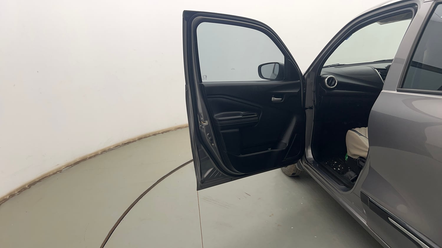 Used 2023 Maruti Suzuki Celerio VXi Petrol Manual interior LEFT FRONT DOOR OPEN VIEW