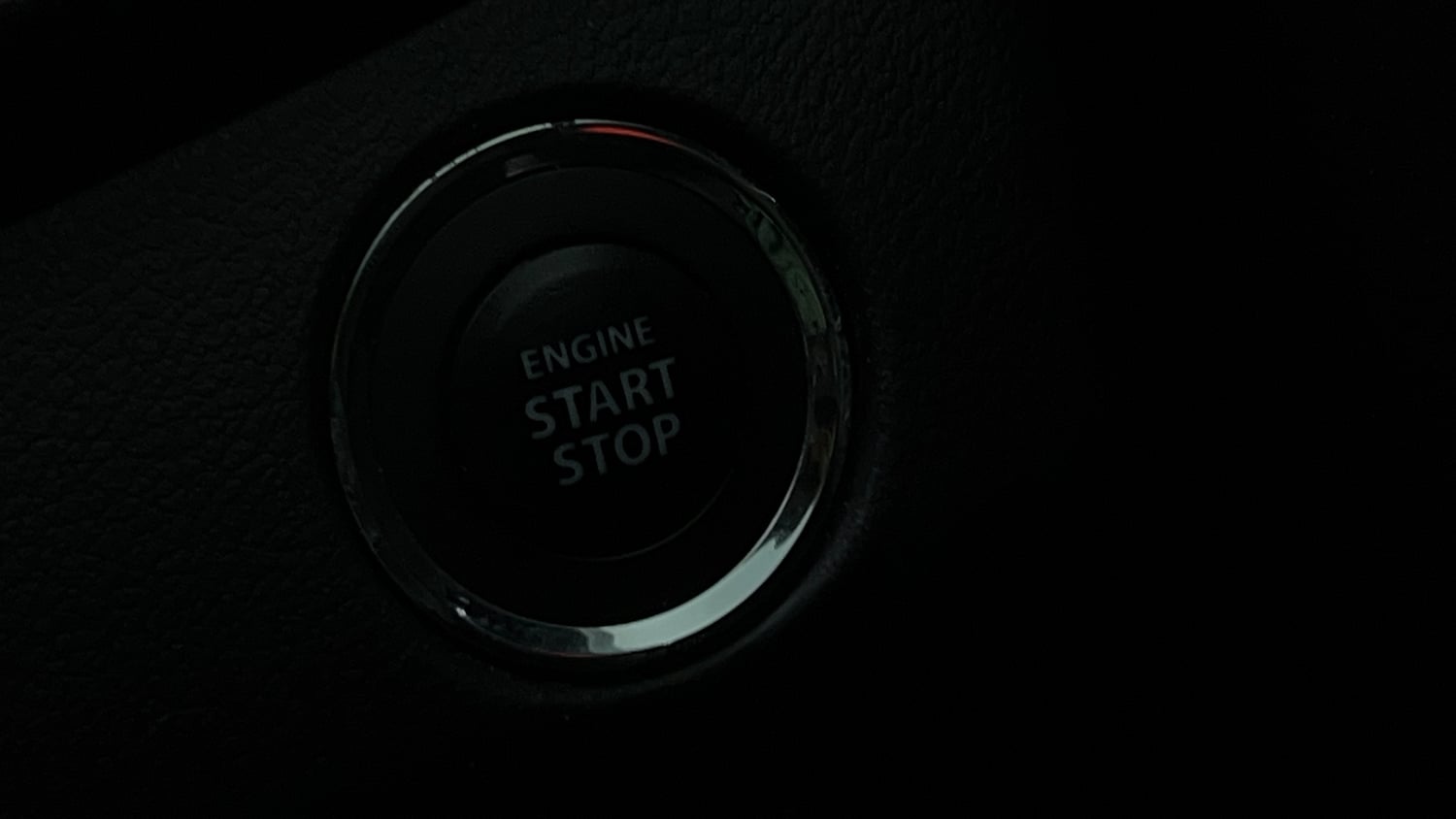 Used 2019 Maruti Suzuki Baleno Alpha Petrol Manual top_features Keyless start
