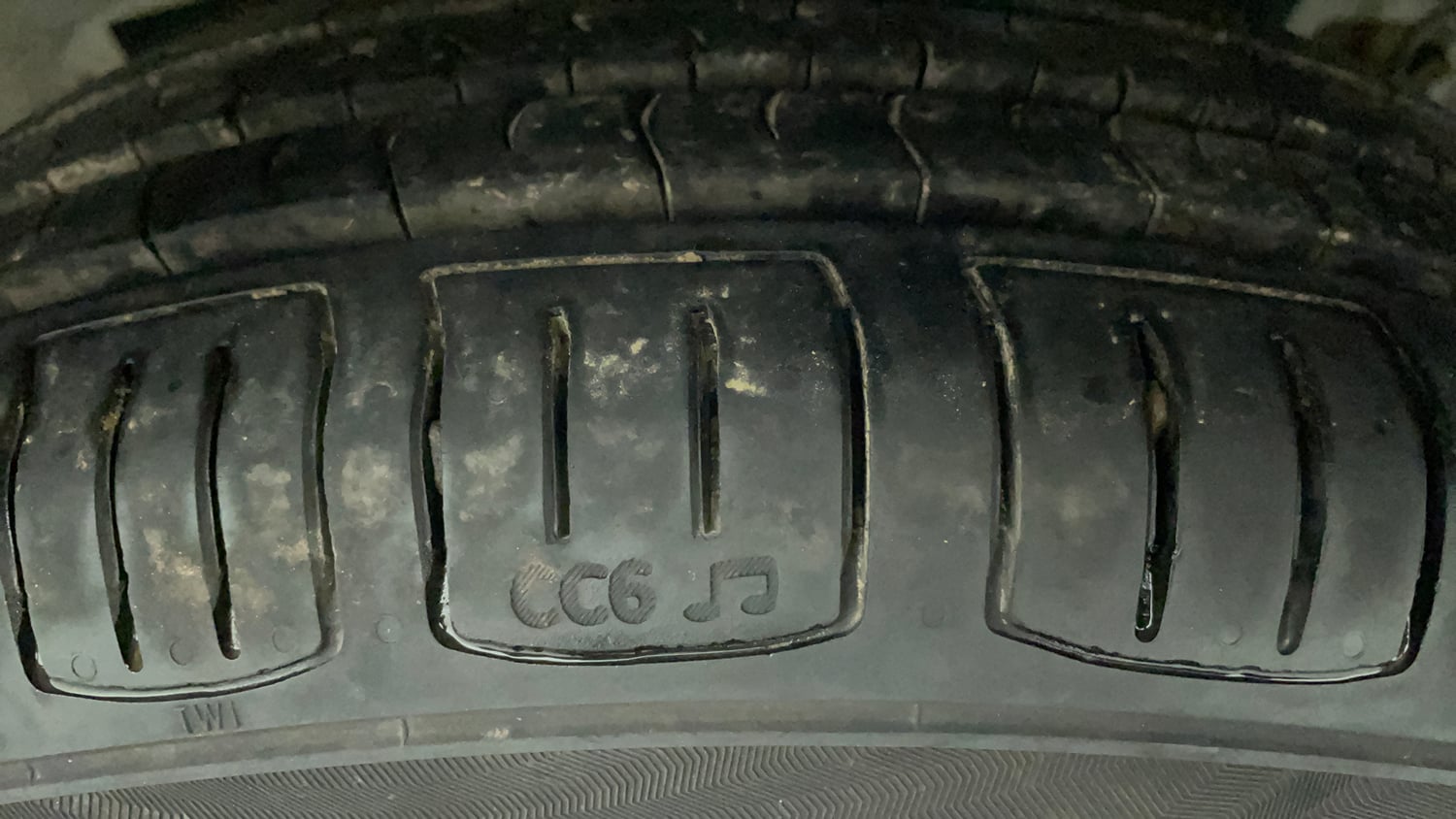 Used 2017 Hyundai Grand i10 Magna 1.2 Kappa VTVT Petrol Manual tyres LEFT REAR TYRE TREAD VIEW