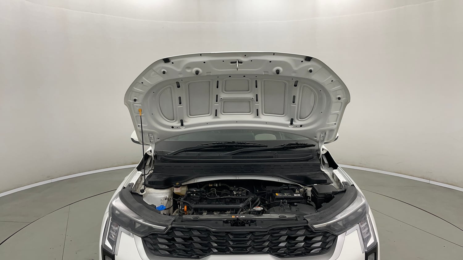 Used 2024 Kia Sonet HTK (O) 1.2 Petrol MT Petrol Manual engine ENGINE & BONNET OPEN FRONT VIEW