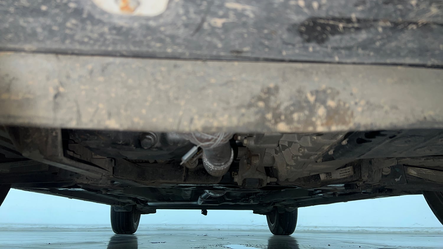 Used 2022 Tata Altroz XZA Plus Petrol Petrol Automatic extra FRONT LEFT UNDERBODY VIEW