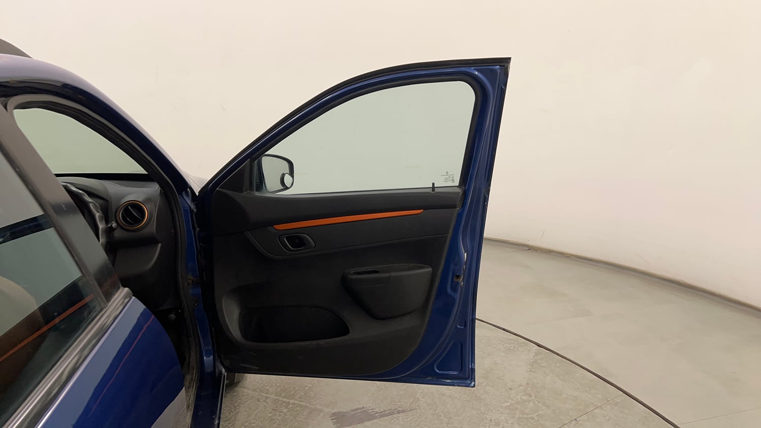 Used 2018 Renault Kwid CLIMBER 1.0 Petrol Manual interior RIGHT FRONT DOOR OPEN VIEW