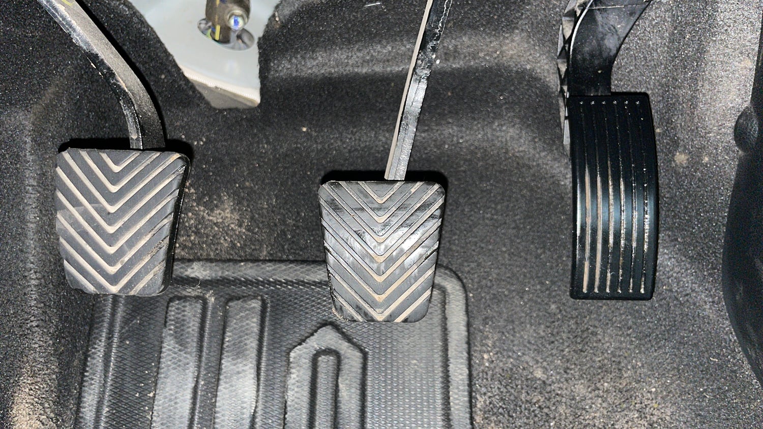 Used 2024 Kia Sonet HTK (O) 1.2 Petrol MT Petrol Manual interior PEDALS VIEW