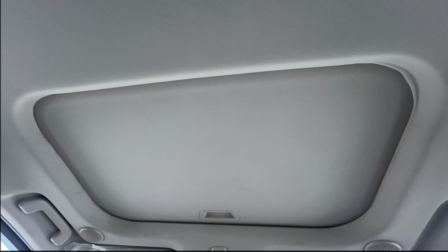 Used 2024 Mahindra Scorpio N Z8 L Diesel AT 4WD 7 STR Diesel Automatic top_features Sunroof