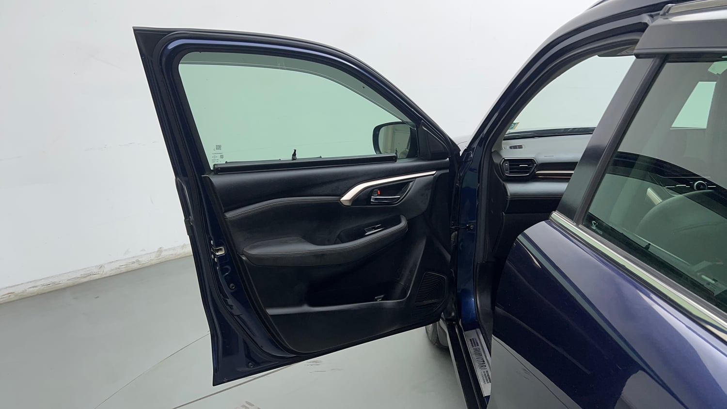 Used 2023 Maruti Suzuki Grand Vitara Zeta Plus Intelligent Hybrid eCVT Hybrid Automatic interior LEFT FRONT DOOR OPEN VIEW