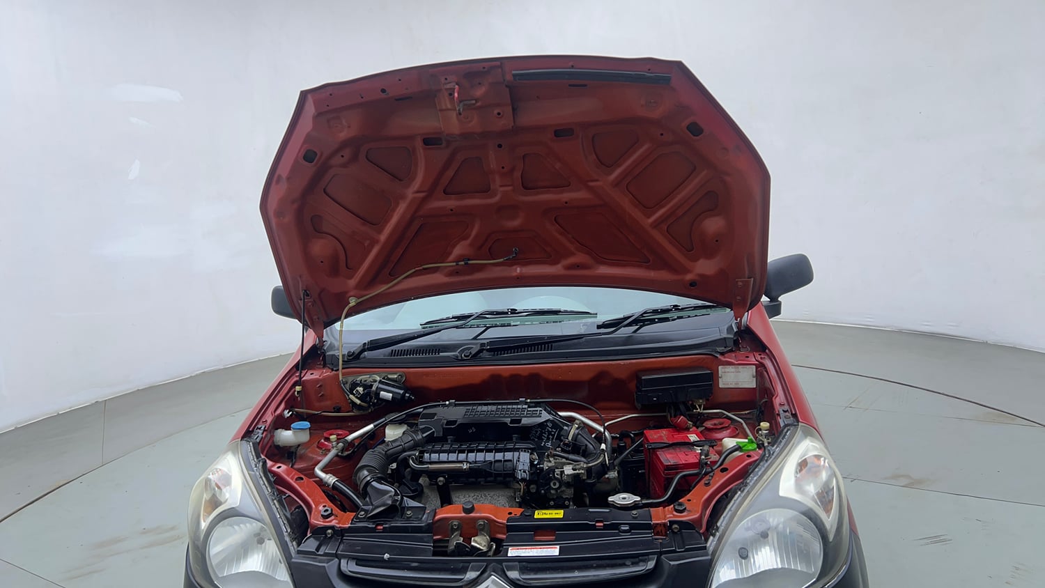 Used 2013 Maruti Suzuki Alto 800 Lx Petrol Manual engine ENGINE & BONNET OPEN FRONT VIEW