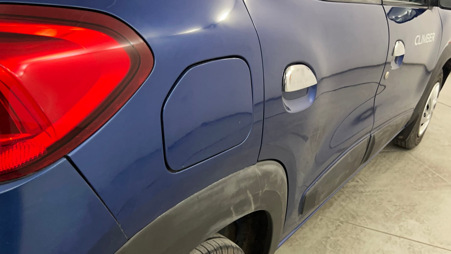 Used 2018 Renault Kwid CLIMBER 1.0 Petrol Manual dents MINOR DENT