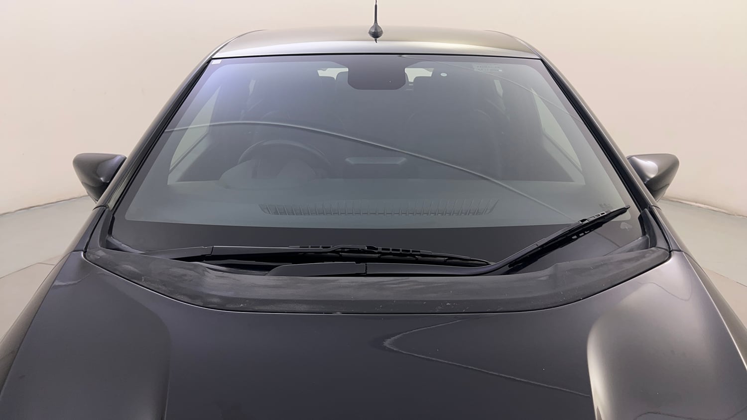 Used 2022 Tata Altroz XZ Plus i-Turbo Petrol Dark Edition Petrol Manual exterior FRONT WINDSHIELD VIEW