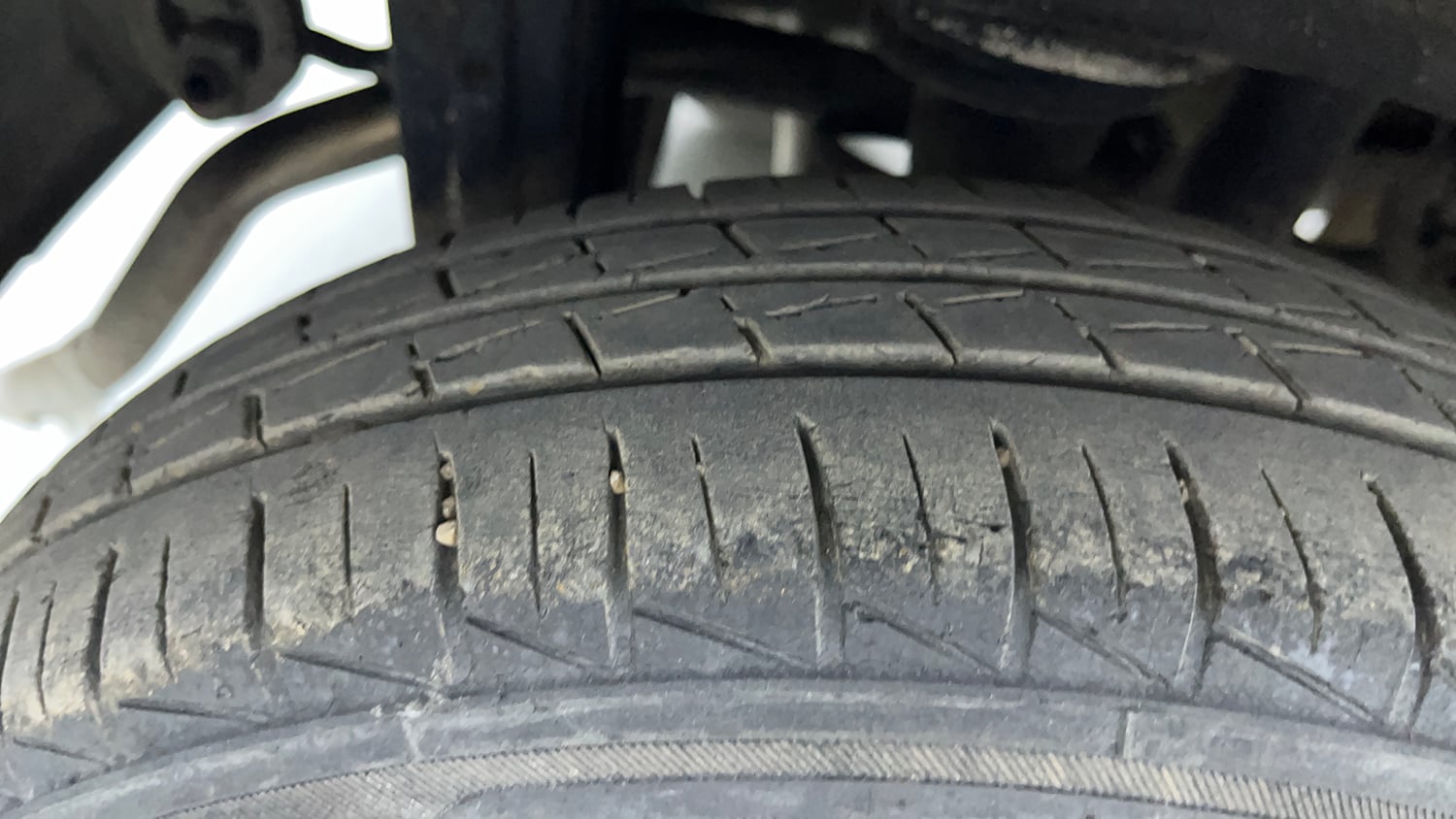 Used 2020 Maruti Suzuki Alto 800 LXi Petrol Manual tyres RIGHT REAR TYRE TREAD VIEW