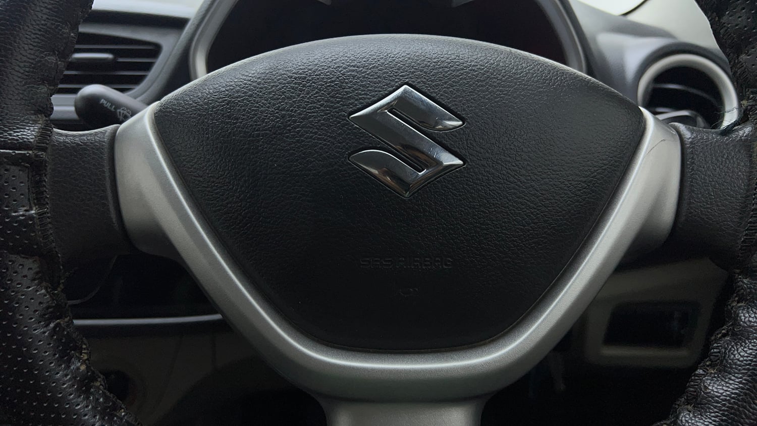 Used 2016 Maruti Suzuki Alto K10 VXi (O) Petrol Manual top_features Airbags