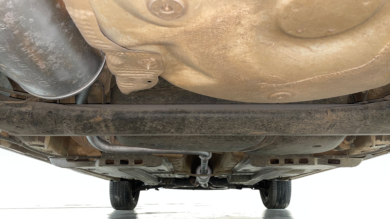 Used 2014 Volkswagen Polo Comfortline 1.2L (P) Petrol Manual extra REAR UNDERBODY VIEW (TAKEN FROM REAR)