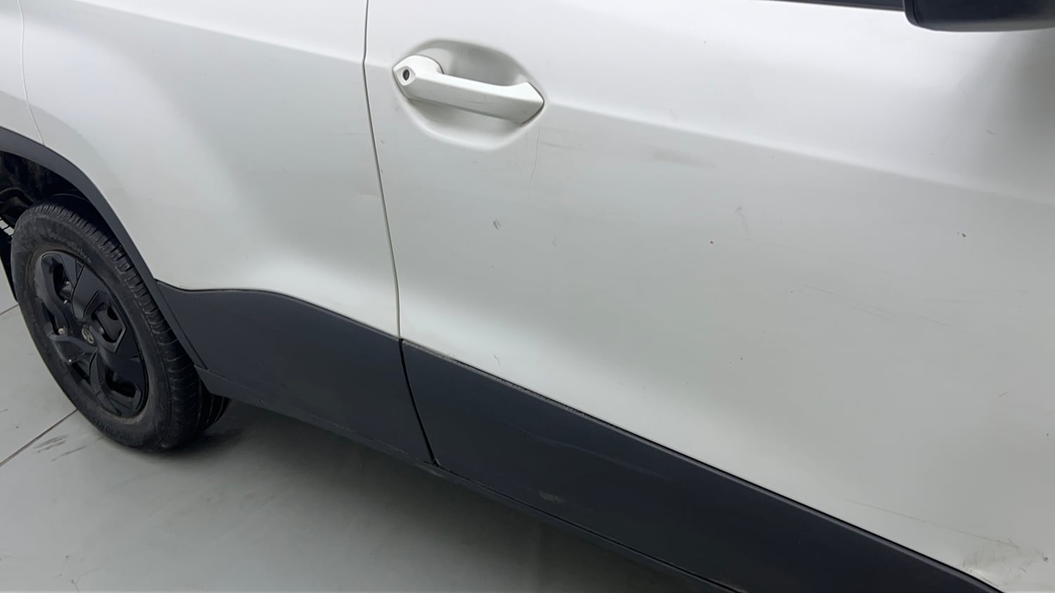 Used 2023 Tata Punch Adventure MT Petrol Manual dents MINOR SCRATCH