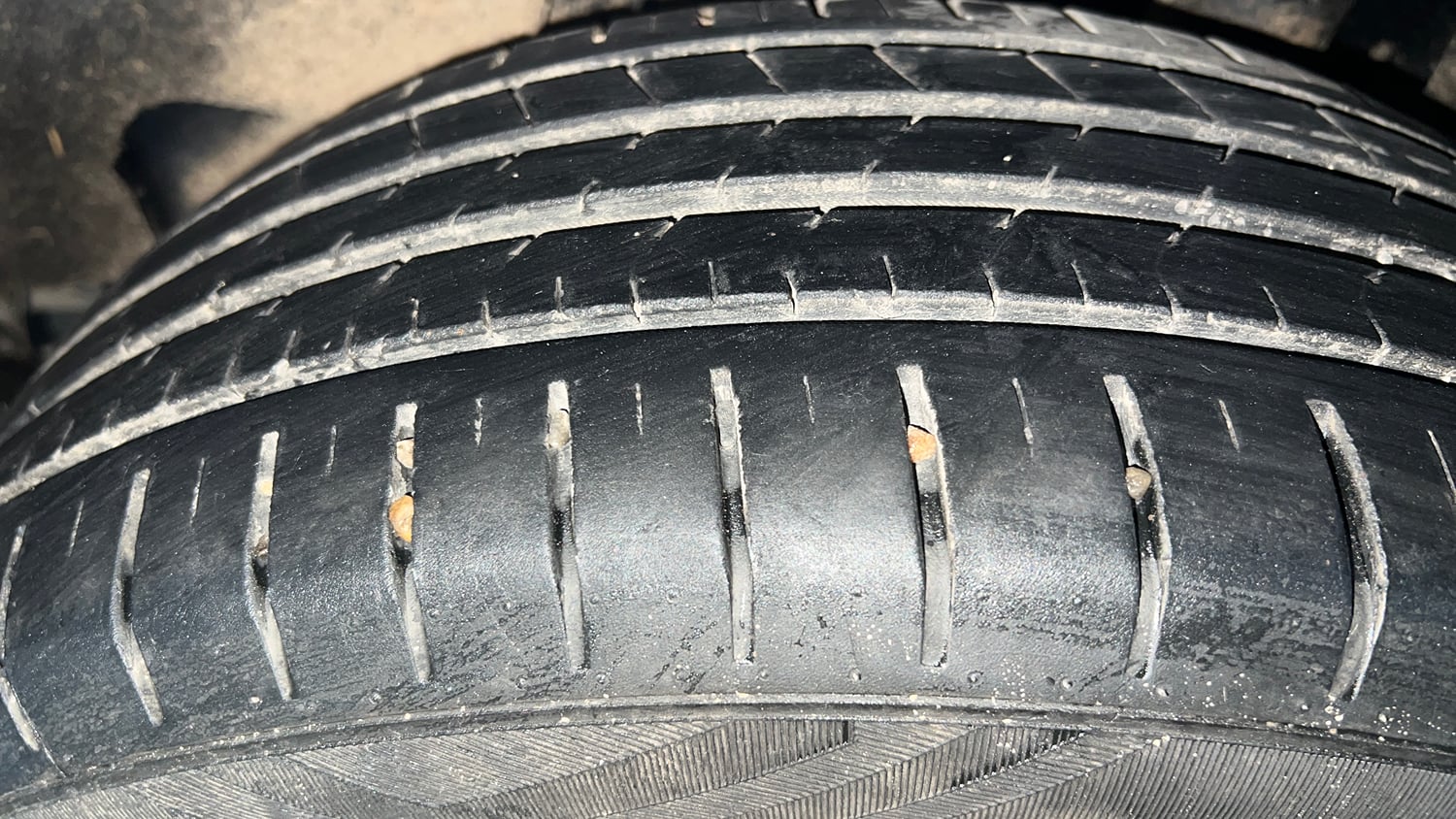 Used 2019 Maruti Suzuki Baleno Alpha Petrol Manual tyres LEFT REAR TYRE TREAD VIEW