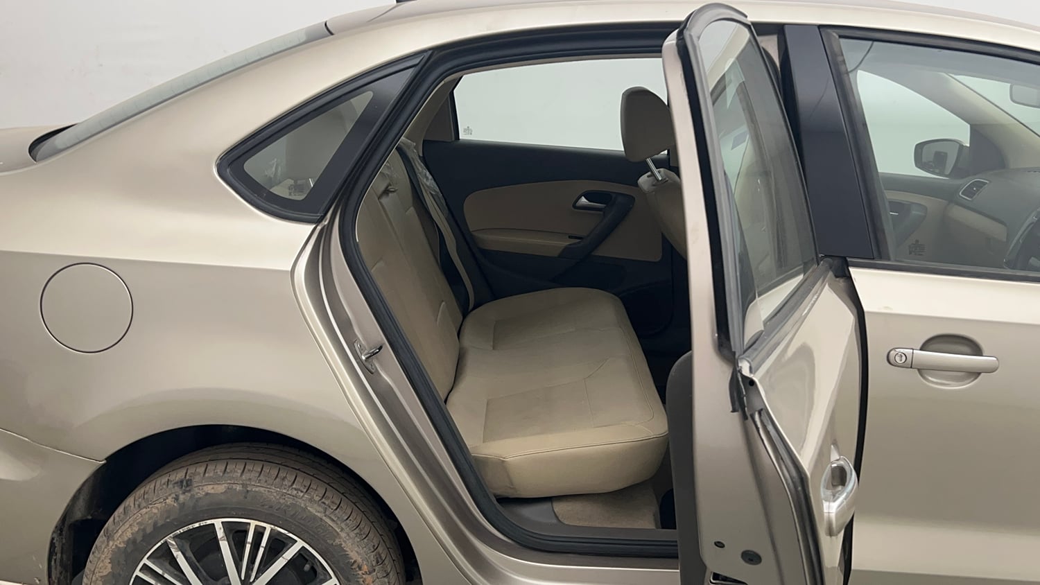 Used 2019 Volkswagen Vento Highline 1.6 (P) Petrol Manual interior RIGHT SIDE REAR DOOR CABIN VIEW