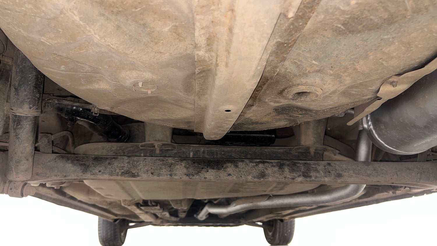 Used 2014 Hyundai i20 Sportz 1.2 Petrol Manual extra REAR UNDERBODY VIEW (TAKEN FROM REAR)
