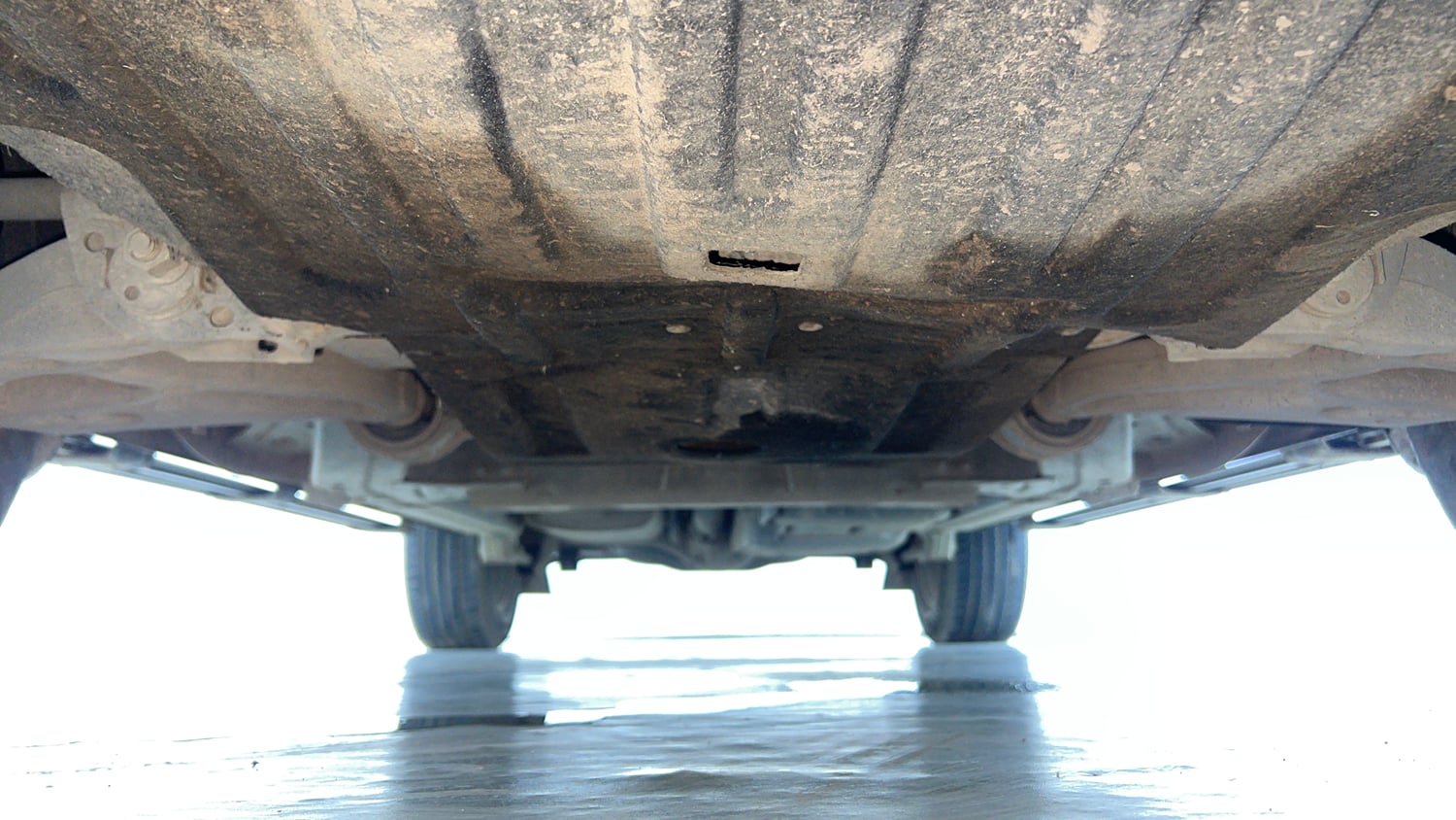 Used 2024 Mahindra Scorpio N Z8 L Diesel AT 4WD 7 STR Diesel Automatic extra FRONT LEFT UNDERBODY VIEW
