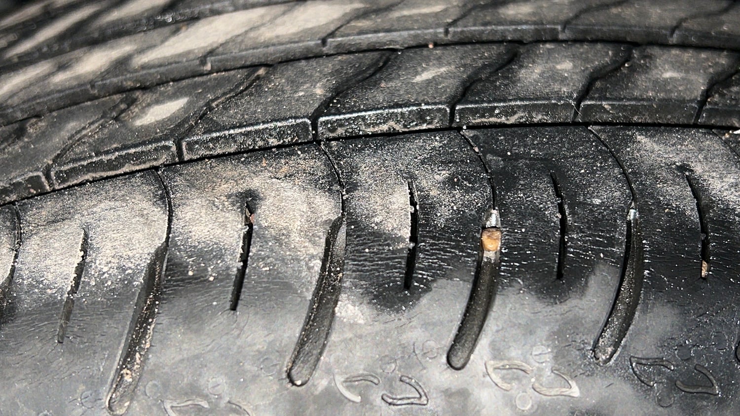 Used 2024 Honda Elevate ZX CVT Petrol Automatic tyres RIGHT REAR TYRE TREAD VIEW