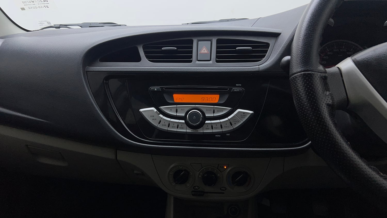 Used 2016 Maruti Suzuki Alto K10 VXi (O) Petrol Manual top_features Integrated (in-dash) music system