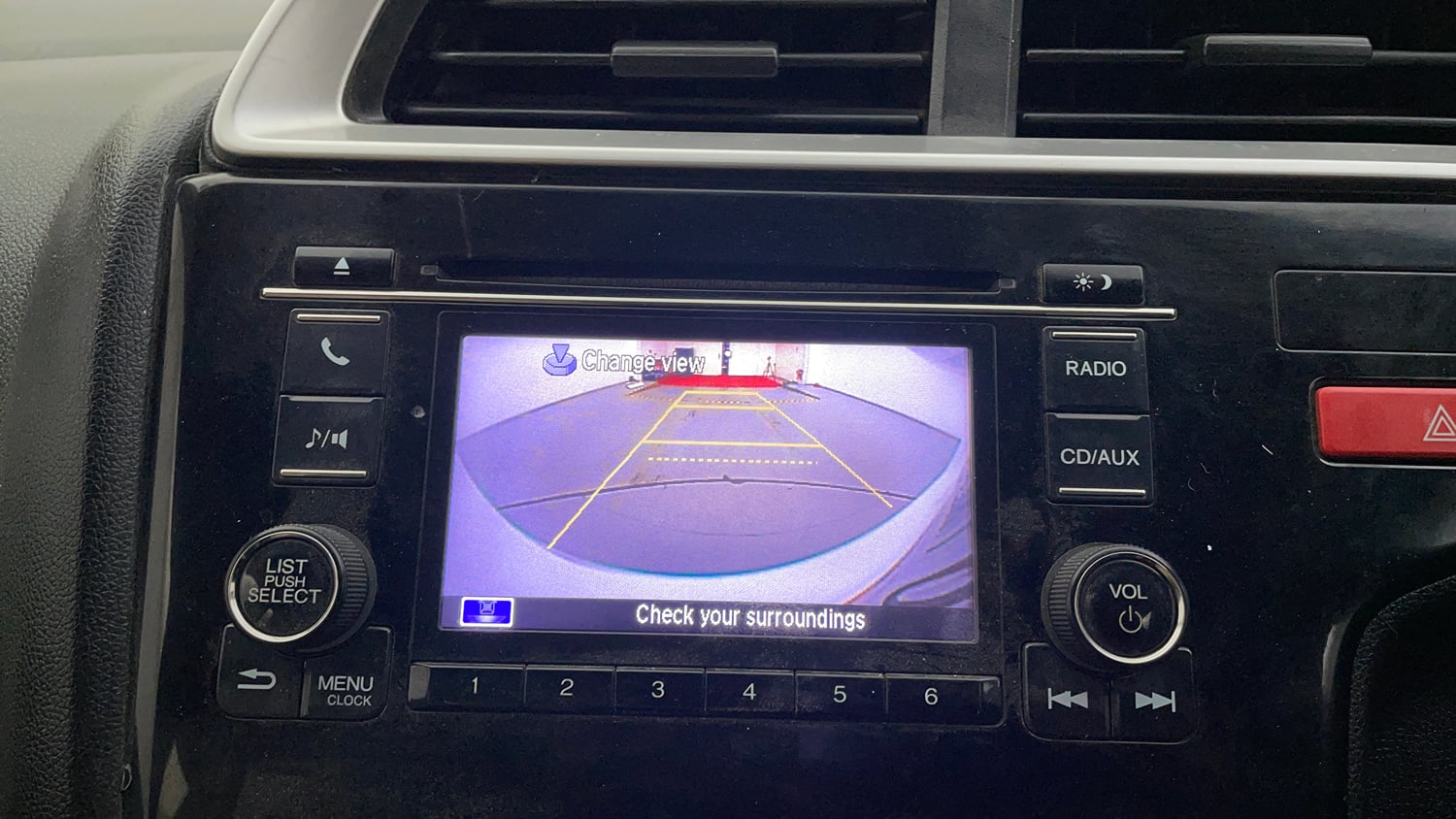 Used 2015 Honda Jazz SV Petrol Petrol Manual top_features Rear camera