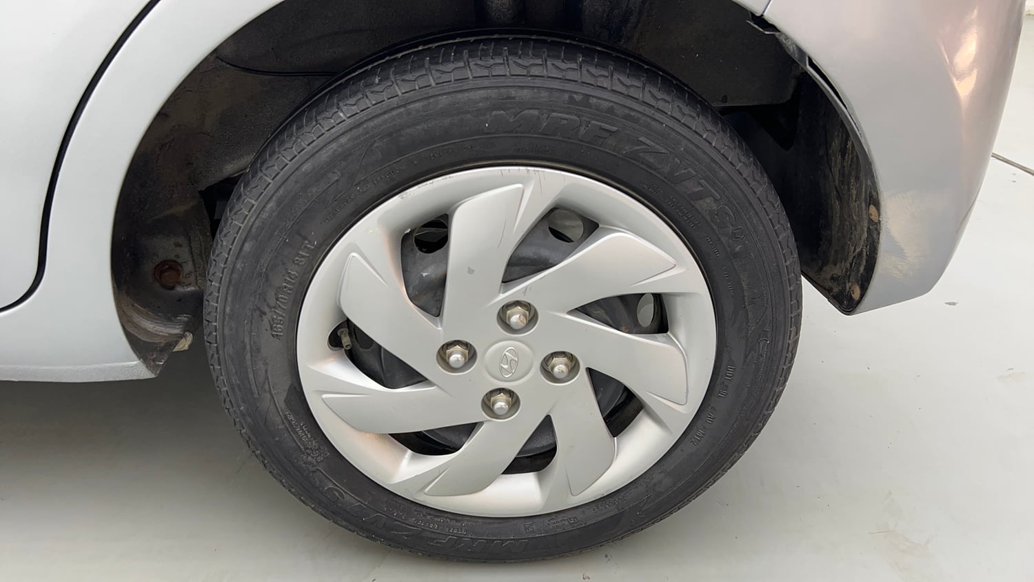 Used 2021 Hyundai Santro Sportz Petrol Manual tyres LEFT REAR TYRE RIM VIEW