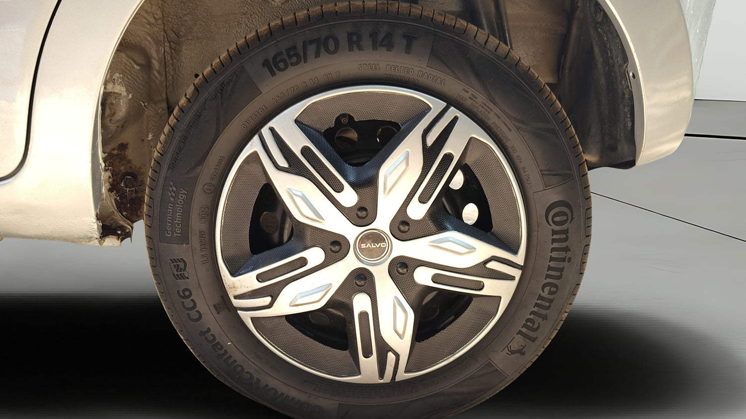 Used 2017 Maruti Suzuki Celerio VXi AMT Petrol Automatic tyres LEFT REAR TYRE RIM VIEW