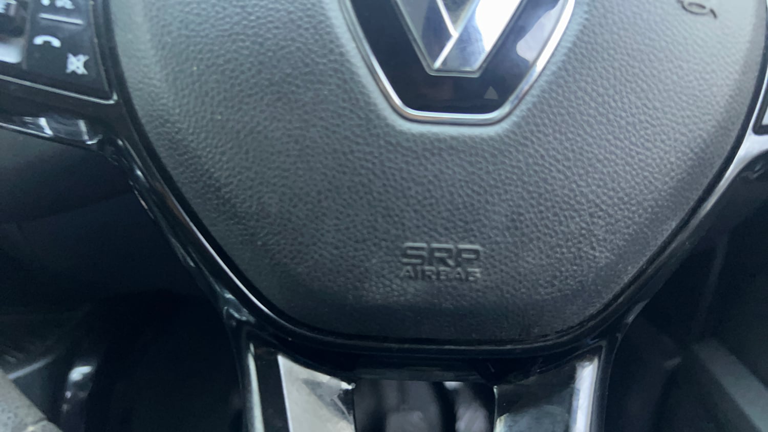 Used 2021 Renault Kiger RXZ Turbo CVT Petrol Automatic top_features Airbags